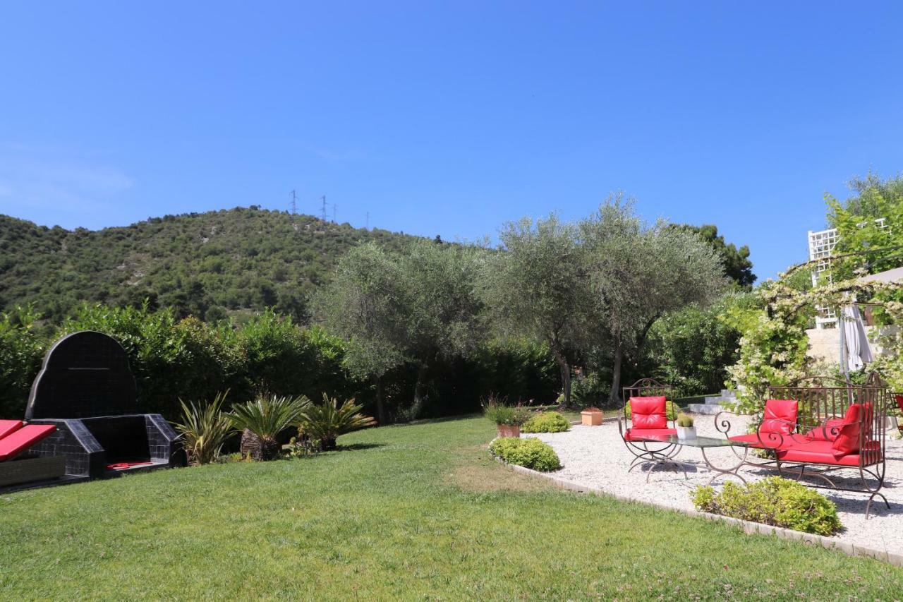 Mas De Provence En Riviera 호텔 La Roquette-sur-Var 외부 사진